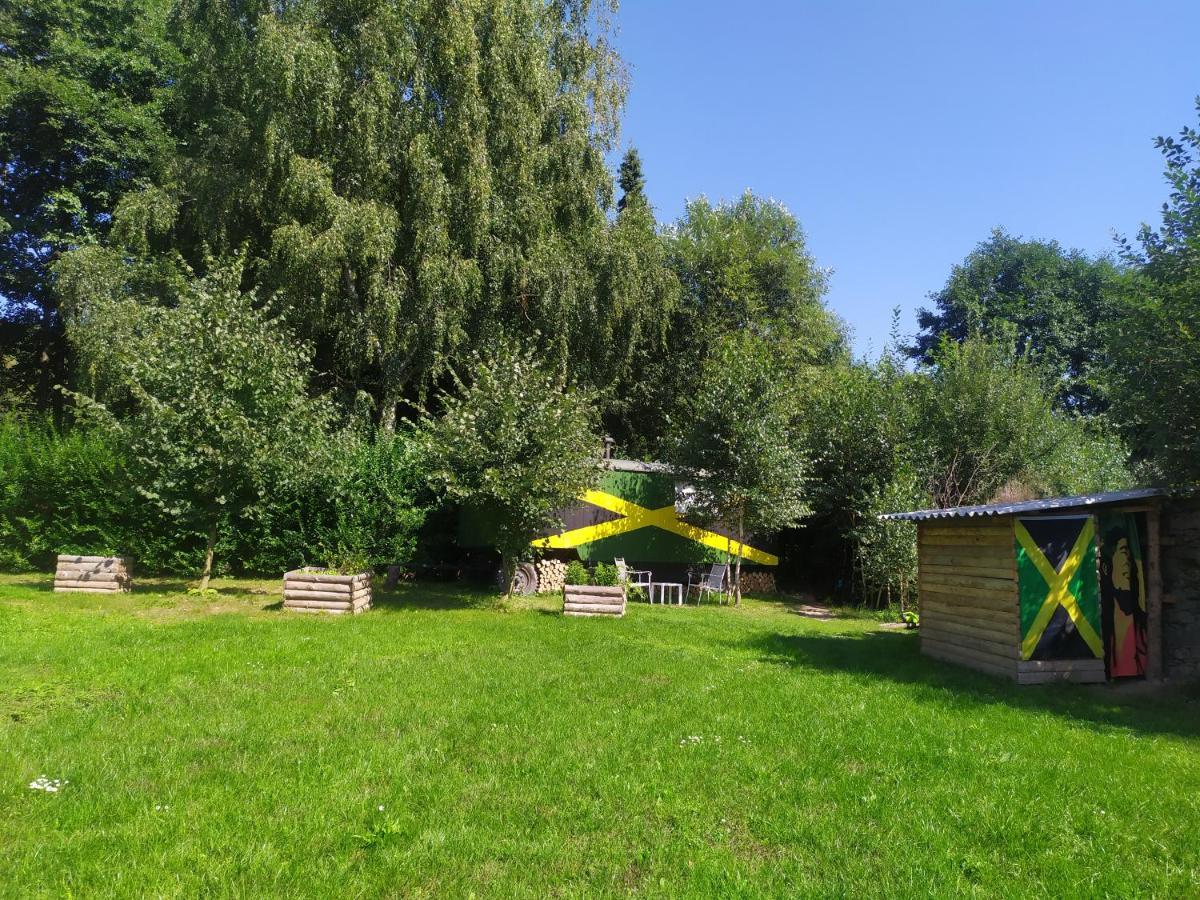 Chalet Maringotka Na Jamajce Šternberk